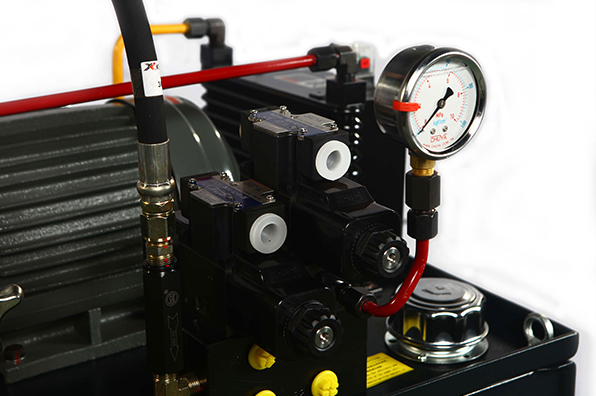 第四轴双回路系统