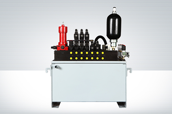 CH140805：数控滚齿机