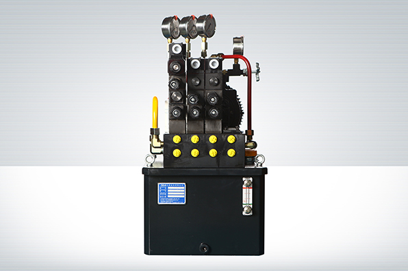 CH140608：数控机床（三进一出）