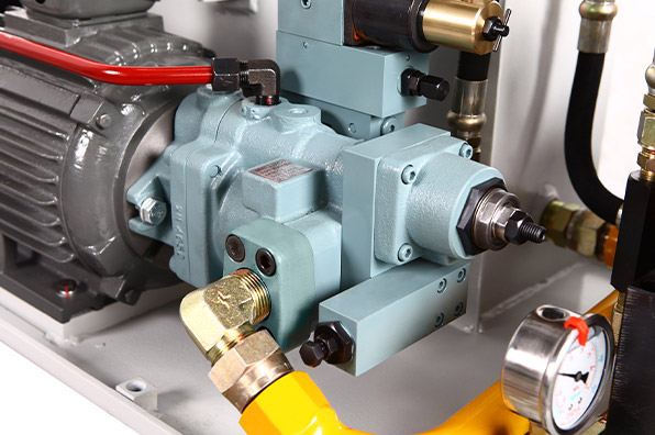 CH140812：摩擦焊机液压泵站