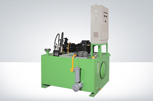 CH151020-L：第二代轮胎硫化机新款力车胎（左）