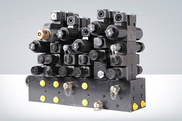 KZZ-151015-DY-L-1510：51型加硫机副机板（左）