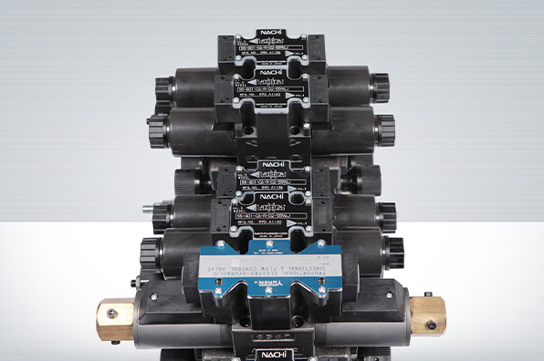 KZZ-151015-DY-L-1510：51型加硫机副机板（左）