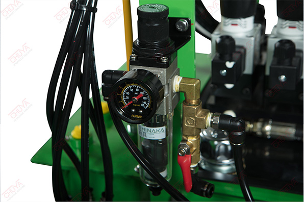 CH140904 Supercharging System