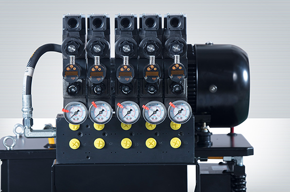 CH190305:CNC Machine Tool