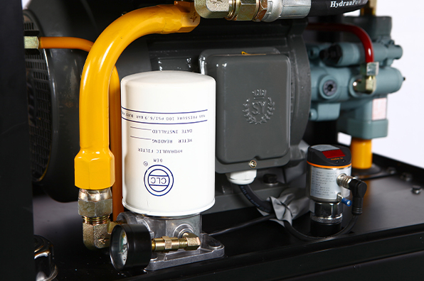 CH150107:Horizontal Machining Center