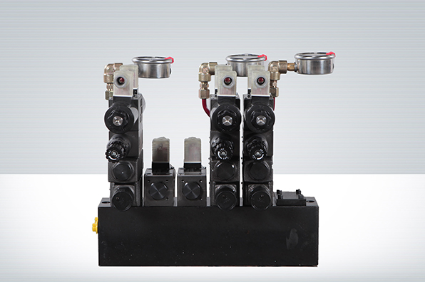 CH150610:Hydraulic Station