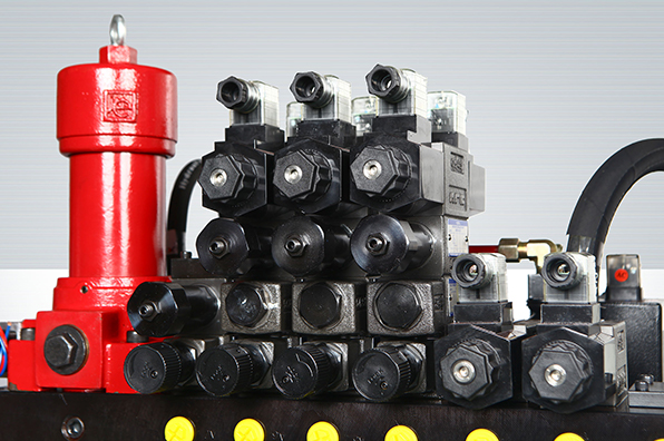 CH140805:CNC Gear Hobbing Machine