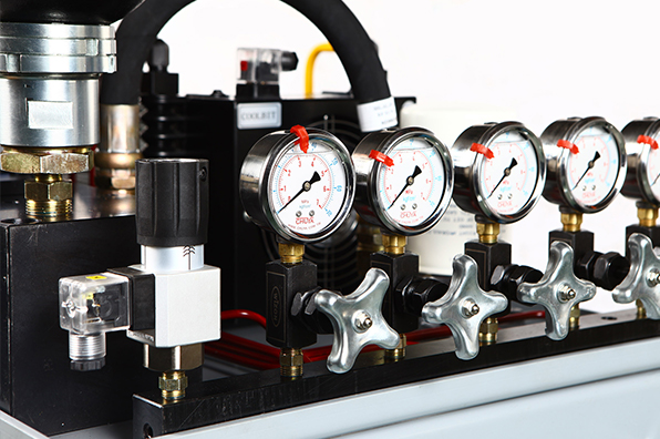 CH140805:CNC Gear Hobbing Machine