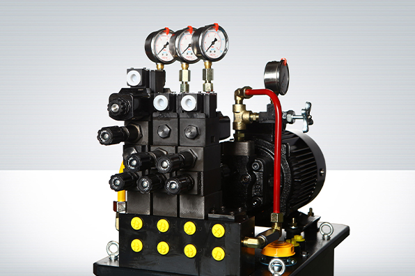 CH140608:CNC Machine Tool (three in and one out)