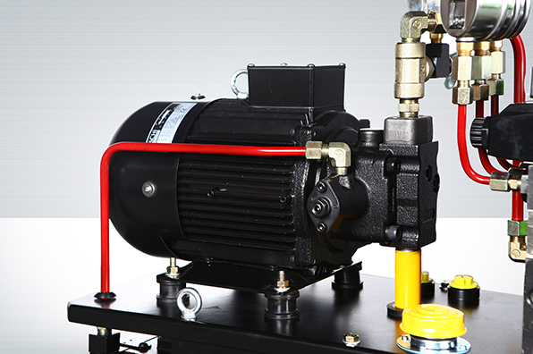 CH150602:CNC Machine Tool