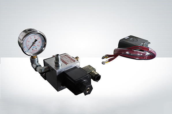 CH170912-XG：立体车库升降平台