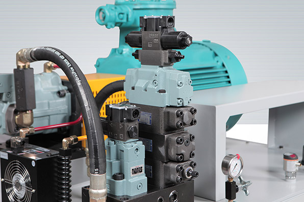 CH151008:Port Container Tipper