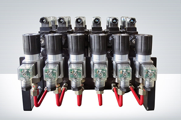 CH150428:Hydraulic Fixture for Engineering Machinery (One - to - Two)