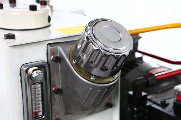 CH140812：摩擦焊机液压泵站