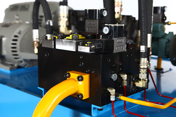 CH150203-R:44 - type Vulcanizing Machine