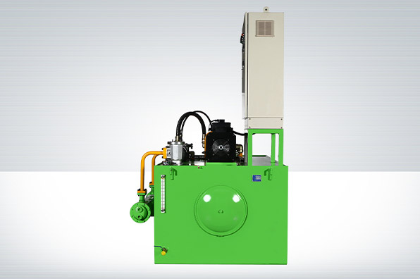 CH131015-L:First-Generation Tire Vulcanizing Machine (Left)