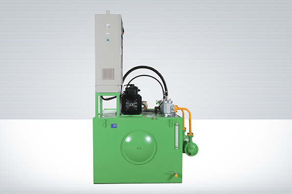 CH131015-R:First-Generation Tire Vulcanizing Machine (Right)