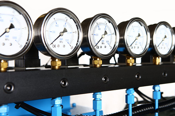 CH140919:High-Pressure Lubrication System