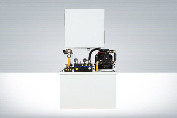 CH140330:Machining Center