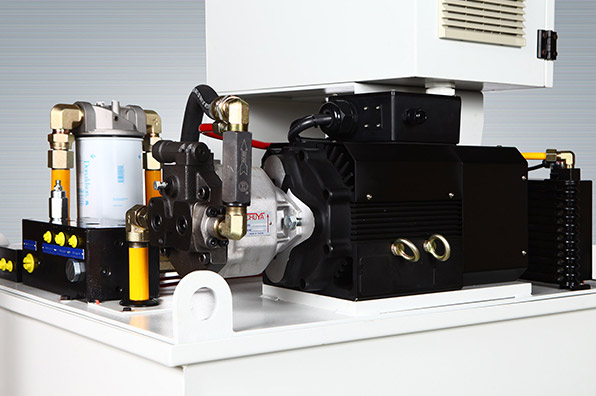 CH140330:Machining Center