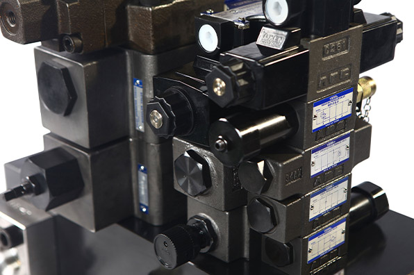 Type 51 Vulcanizing Machine Main Cylinder Control Valve Group