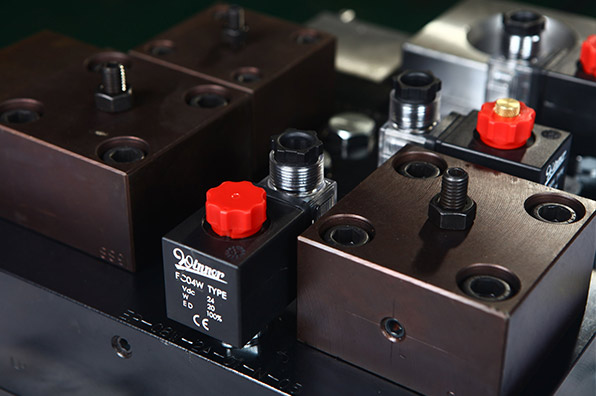 Cycle Tire Control Valve Assembly