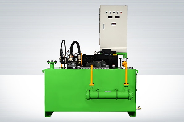 CH131015-L:First-Generation Tire Vulcanizing Machine (Left)